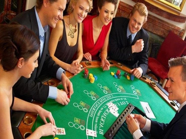 Top các game bài đổi thưởng uy tín nhất hiện nay dành cho người chơi Việt